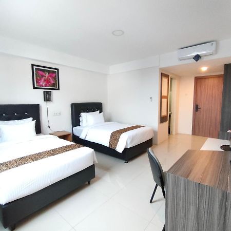 Golden Ganesha Hotel Yogyakarta By Ecommerceloka Gondowulung Exterior photo
