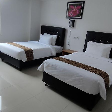 Golden Ganesha Hotel Yogyakarta By Ecommerceloka Gondowulung Exterior photo